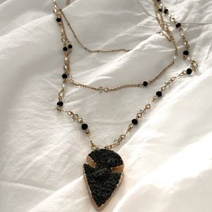 🎊💞💗faux stone necklace